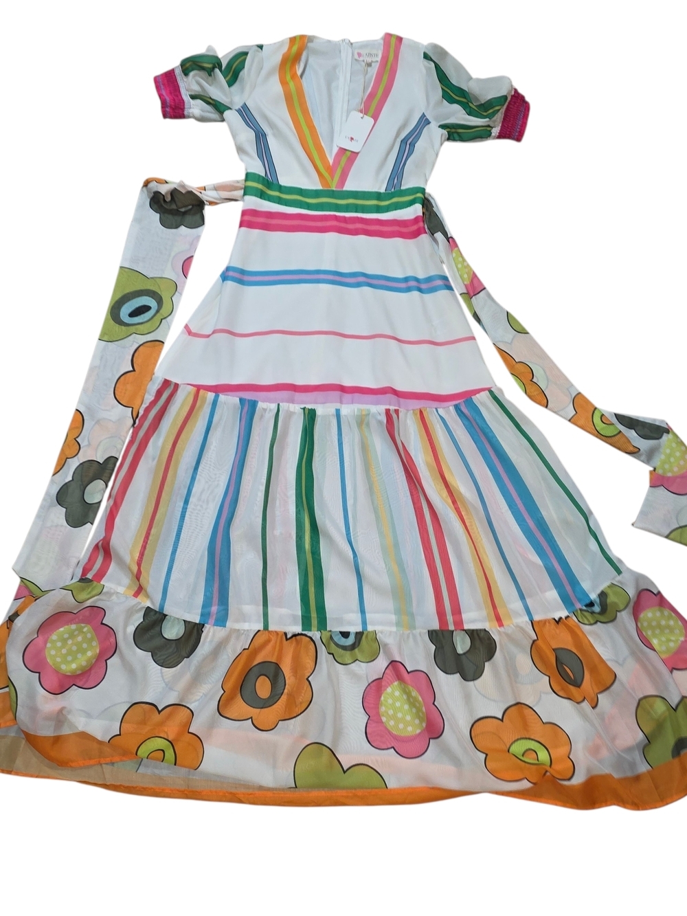 L'ATISTE White Dress with Pink Accent - Picture 6 of 12